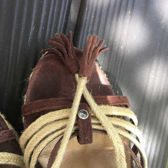 🎉4XHP🎉 EUC Nine West Tie Wedges - Picture 6 of 7